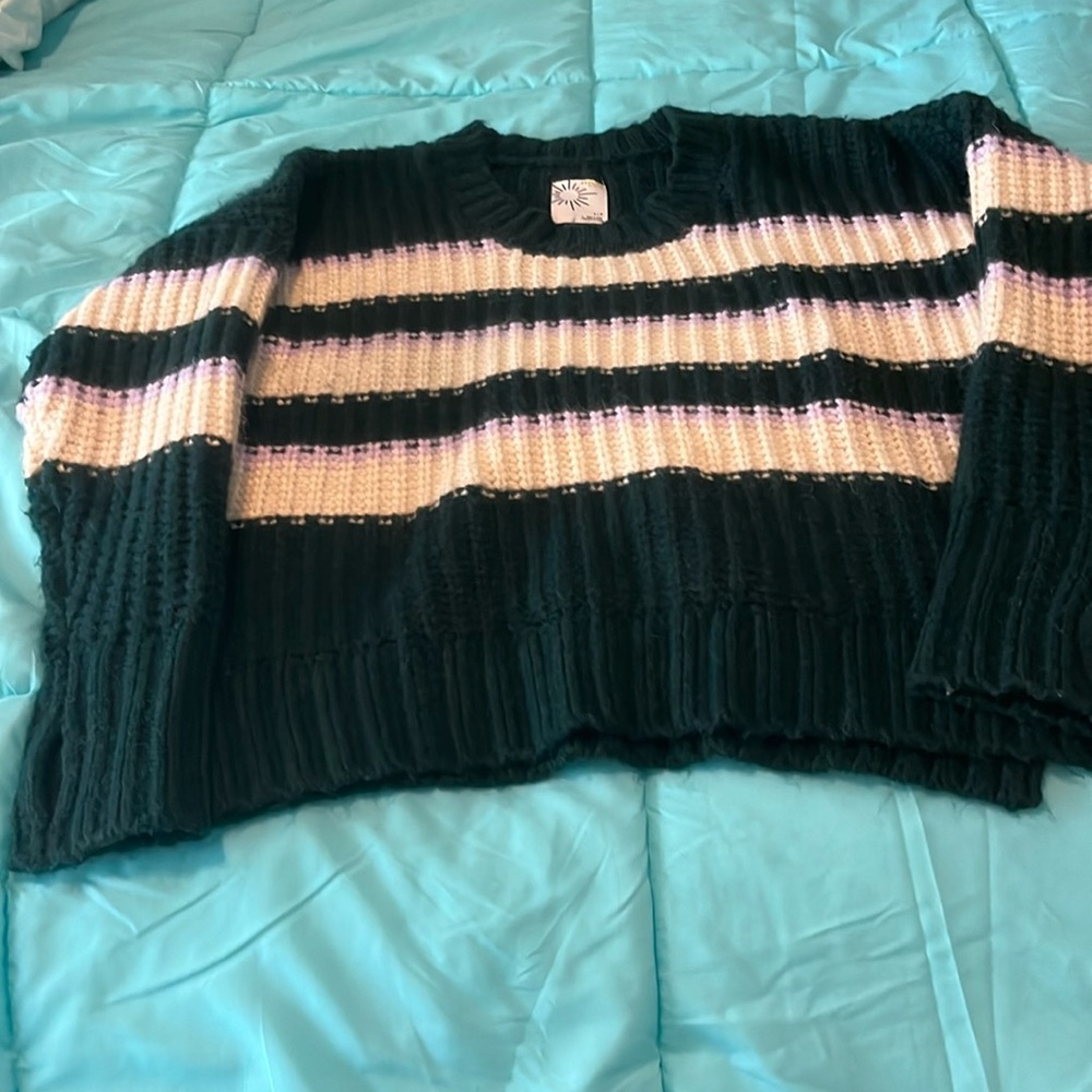 Aerie sweater size small